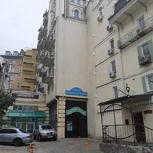 Mini-hotel Bunker Bed and breakfast